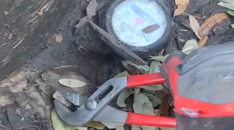 How to turn off the water supply to your Houston home water supply